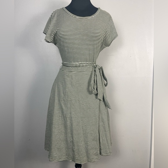 Toad & Co W's Cue Wrap Cafe Dress Olive Green White Stripe Tie size medium - Picture 2 of 9